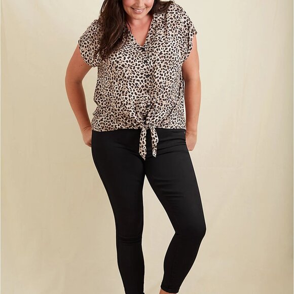 Torrid LEOPARD CHALLIS TIE FRONT DOLMAN BLOUSE NWT sz 3 - Picture 1 of 8